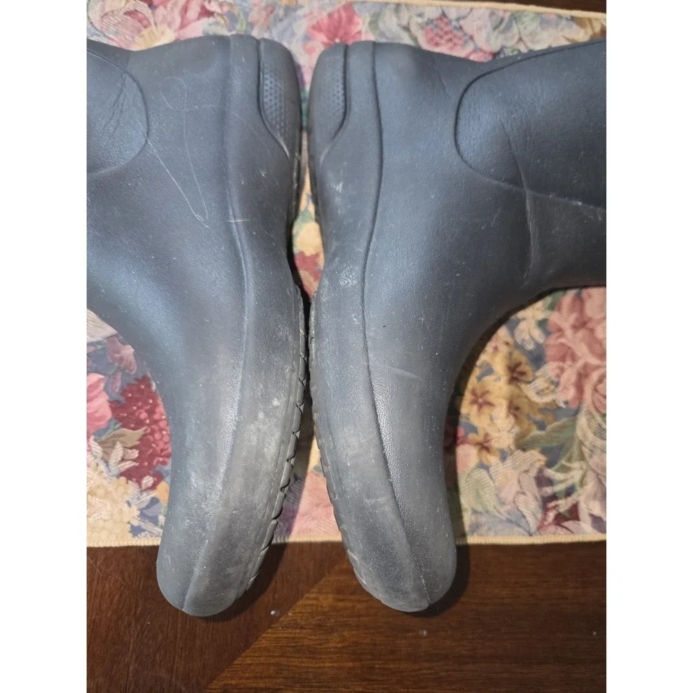 Crocs Black Freesail Tall Rain Boots Women 7 Waterproof Rubber Pull On Garden
